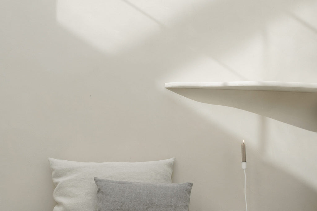 Aura Series A455 Wall Shelf