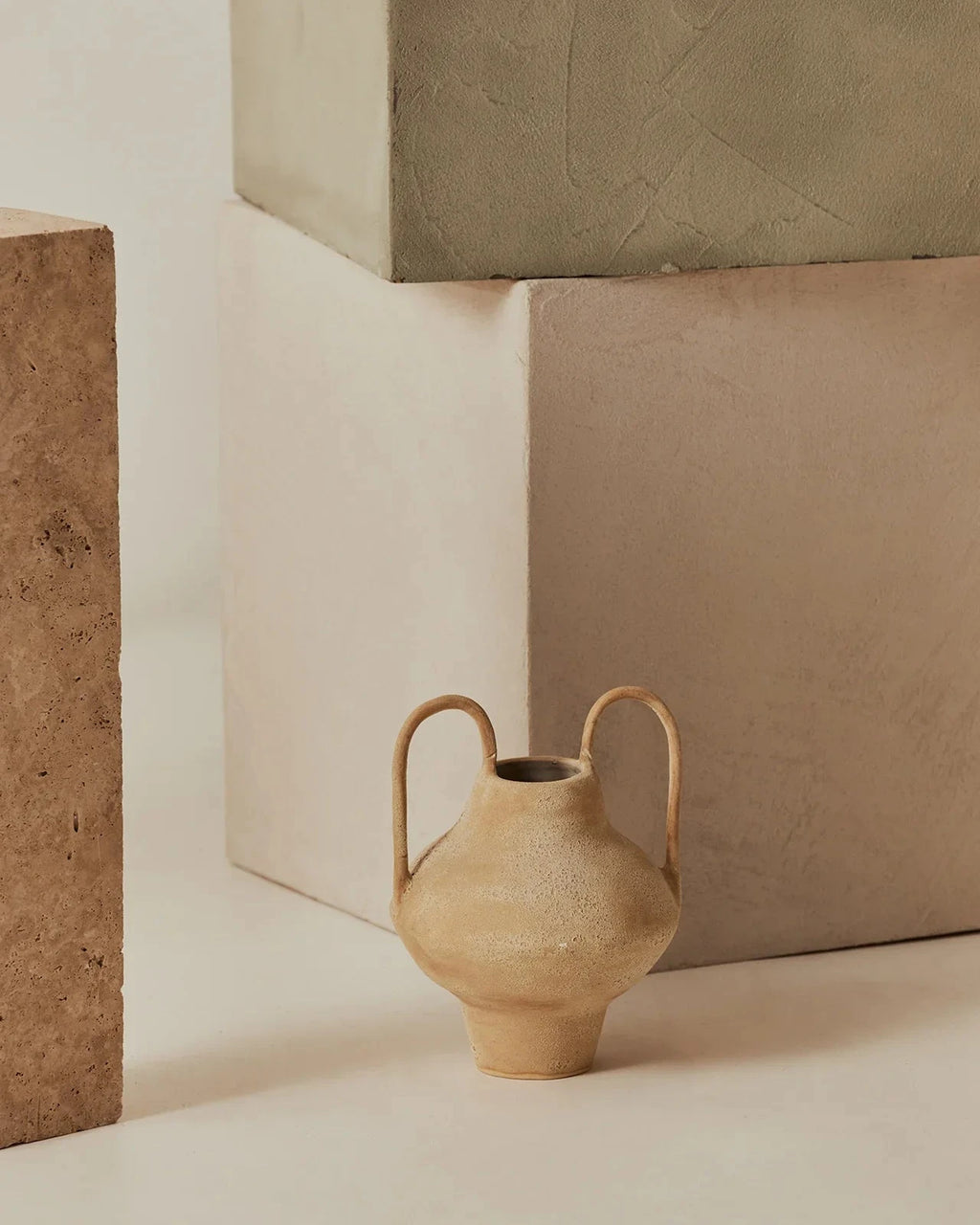 Rogu Mini - Textured Cubic Side Table &amp; Nightstand