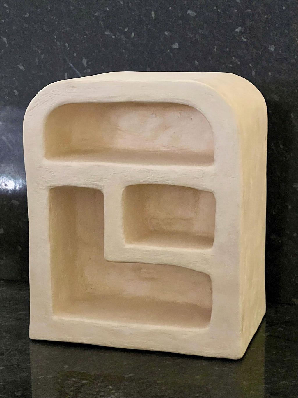 Maria - Pedestal / Side Table / Nightstand